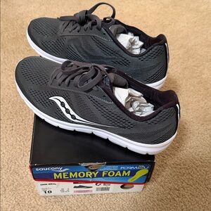 Saucony Grid Ideal Memory Foam Sneakers